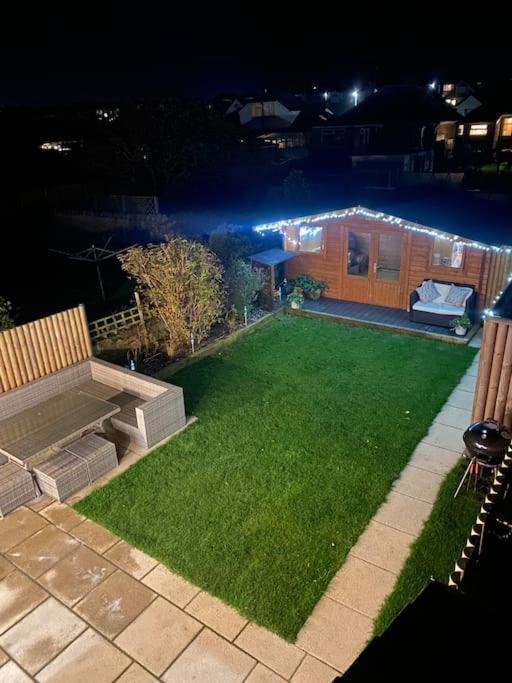 Modern 4 Bedroom House In Weymouth Sunny Corner Esterno foto
