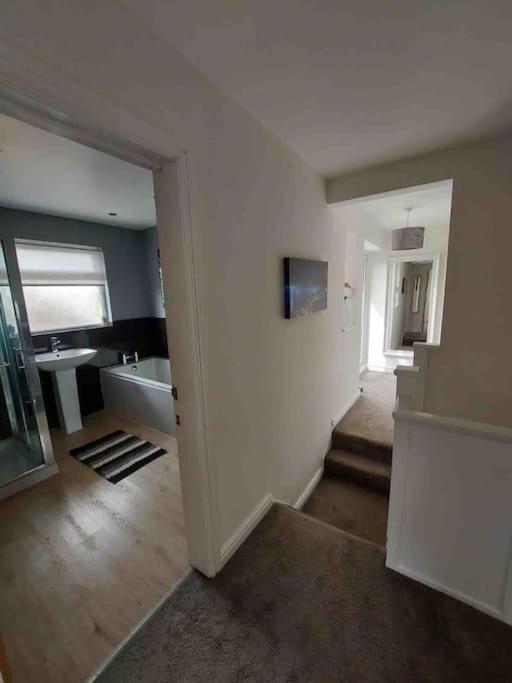 Modern 4 Bedroom House In Weymouth Sunny Corner Esterno foto