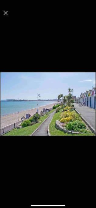 Modern 4 Bedroom House In Weymouth Sunny Corner Esterno foto